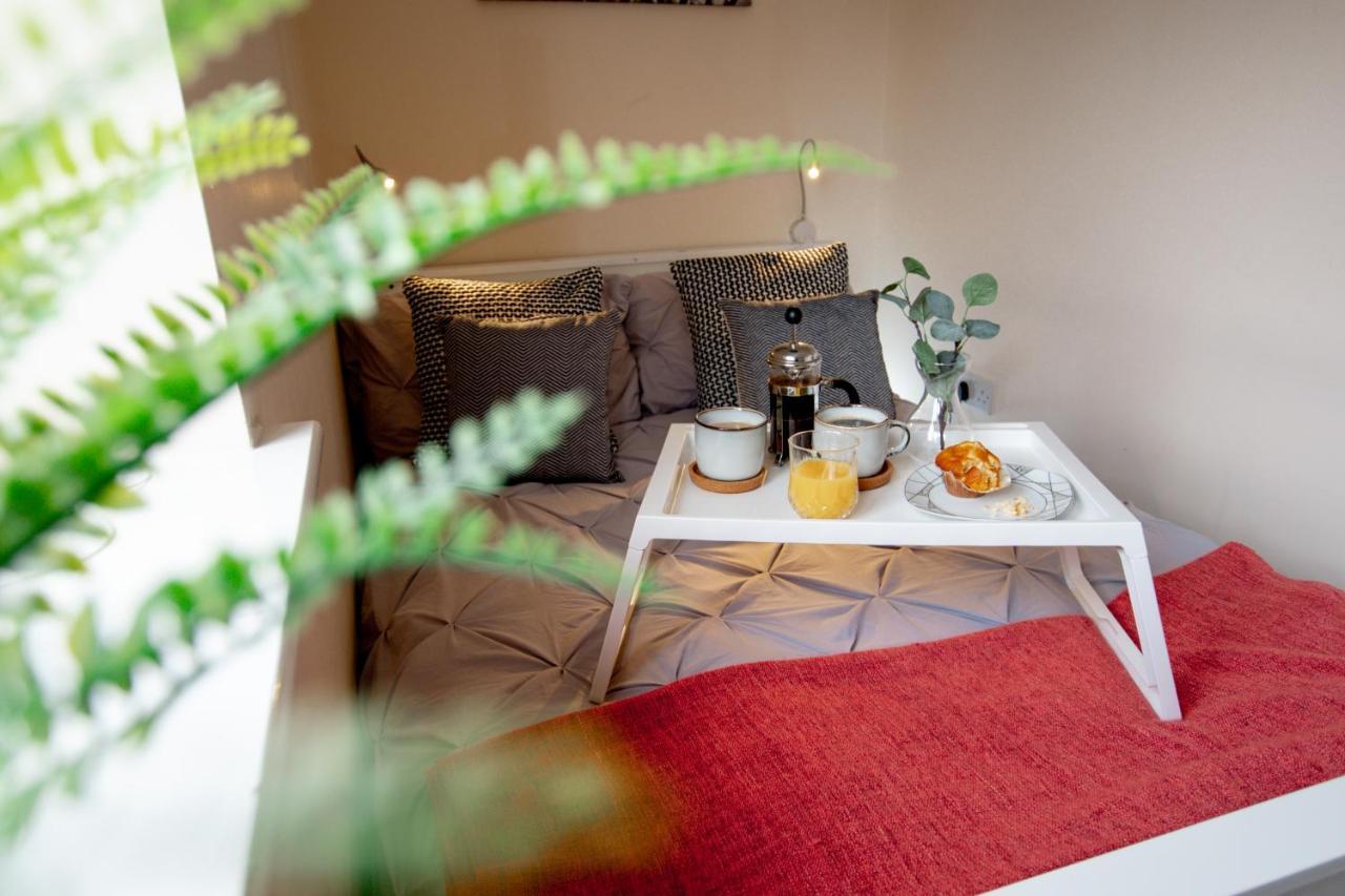 Chichele House, Sleeps 8, Nr Rushden Lakes, Allocated Parking, Corporate Welcome Higham Ferrers Εξωτερικό φωτογραφία
